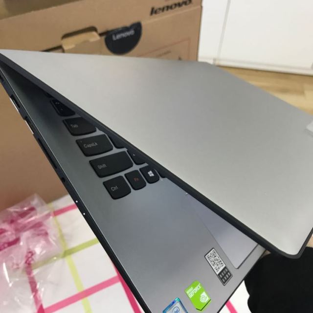 联想(lenovo)300s 14英寸轻薄笔记本(i5-6200u 4g 500g 2g独显 皓月银