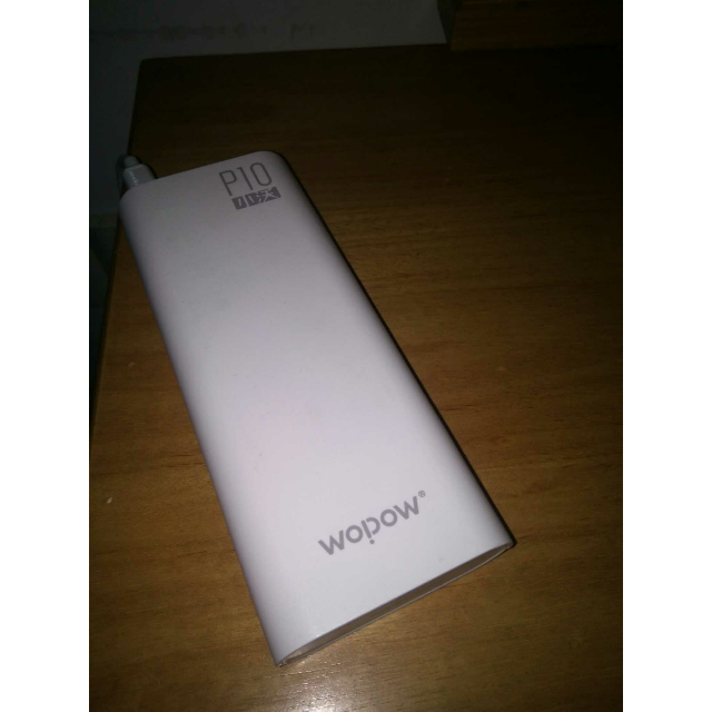 沃品wopow 充电宝 小沃p10 10000毫安 摇一摇显示电量 手机平板通用