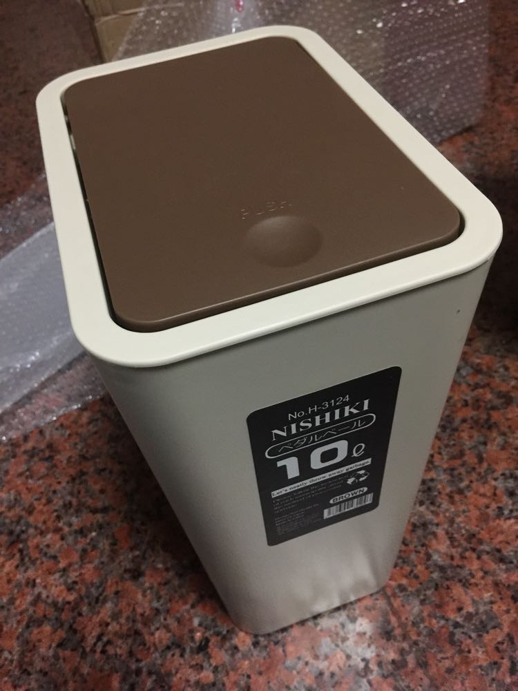 日本nishiki 有盖垃圾筒按压式家用厨房卫生间防臭垃圾桶晒单图