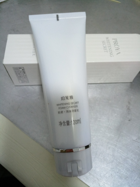 proya珀莱雅靓白肌密柔润洁面乳珀莱雅洗面奶120ml保湿补水女晒单图
