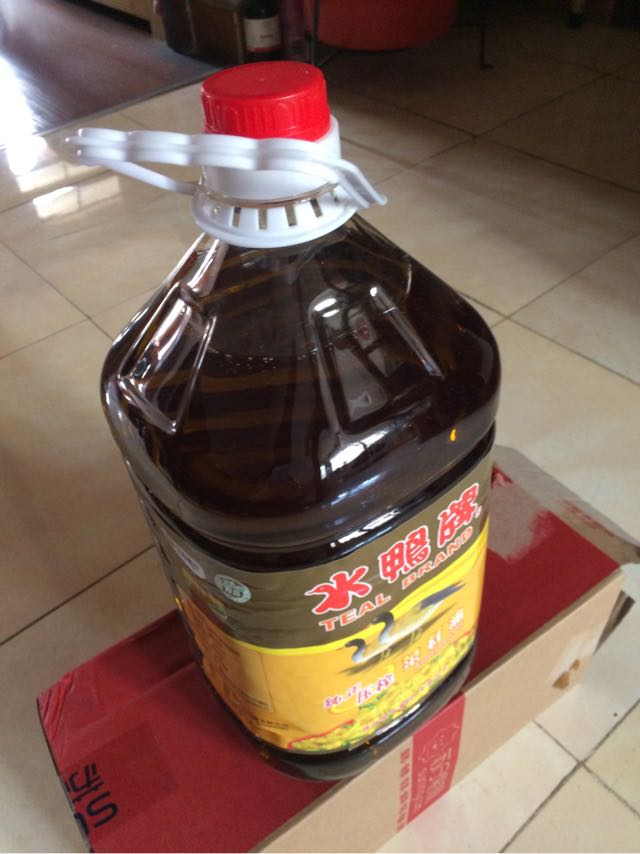 水鸭纯正压榨菜籽油5l/桶 非转基因食用油 物理压榨 放心粮油 粮农