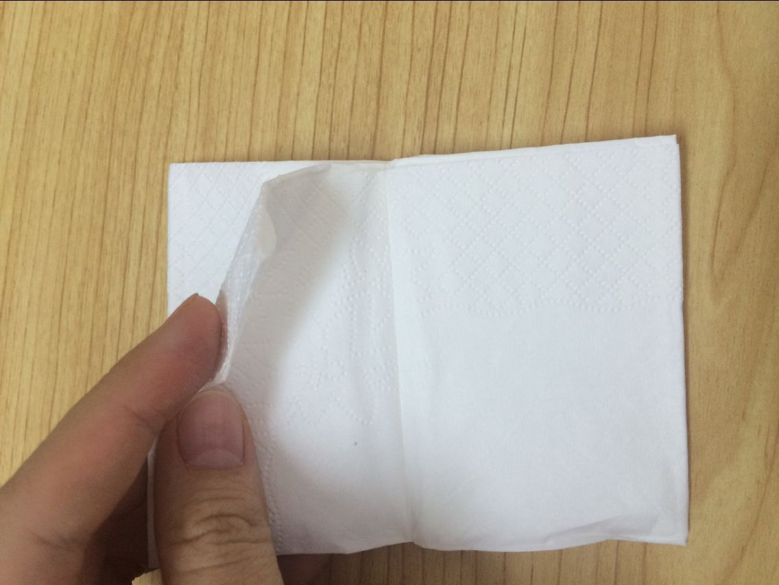 2017-12-16 一直都在用清风手帕纸,带小孩外出的必备品,干净卫生