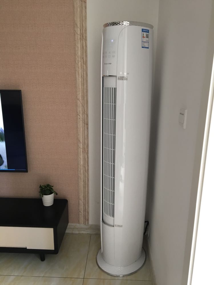 格力立式空调插头_格力立式空调怎么拆_立式空调格力