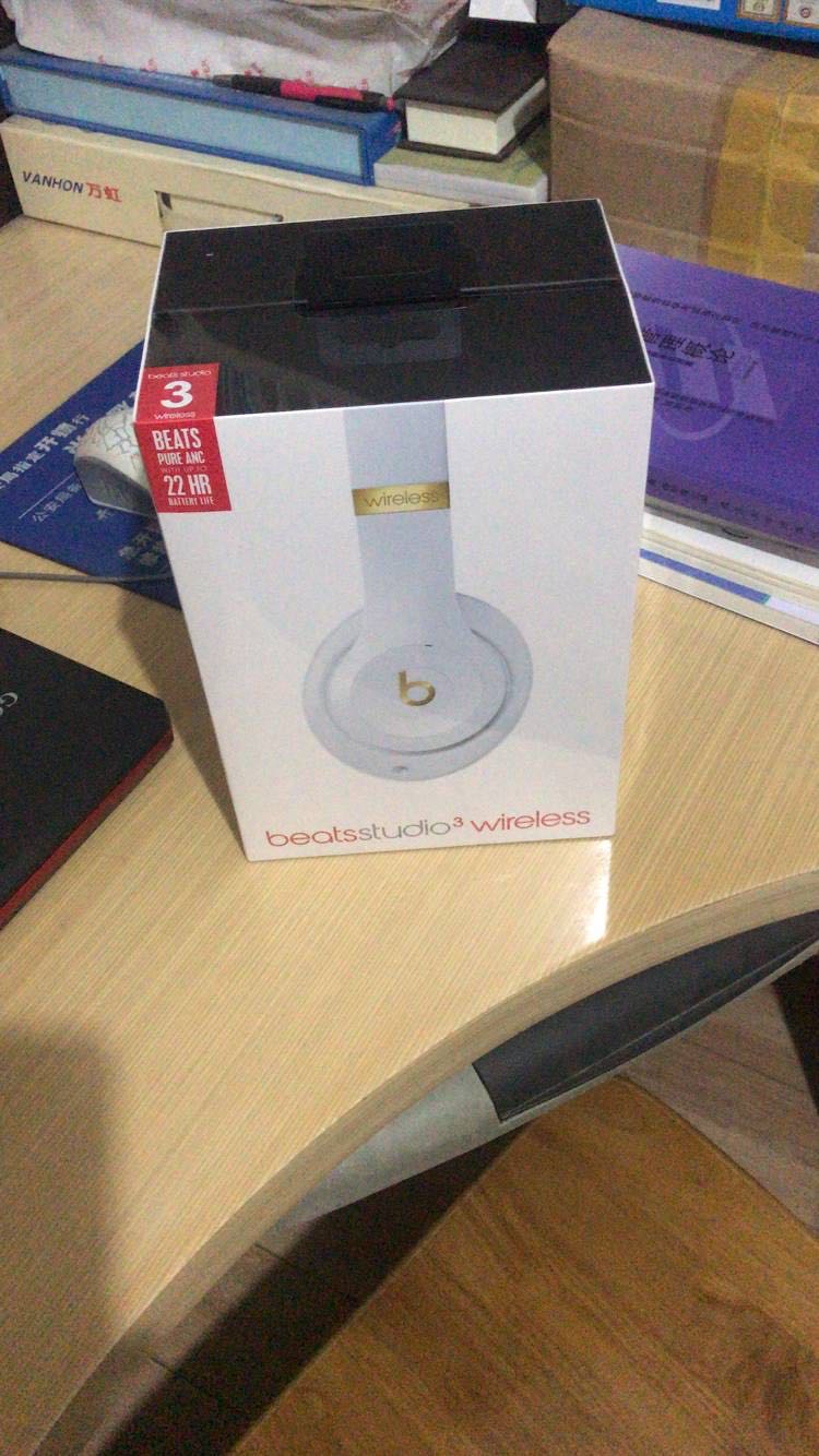头戴式原装耳机评价  物流快,还可以 2018-01-13 包装精致,密封完好