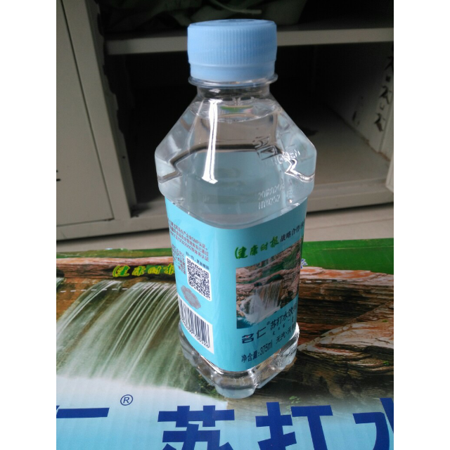 > 名仁苏打水 苏打水饮料弱碱性水矿泉纯净饮用水整件批发375ml*24瓶