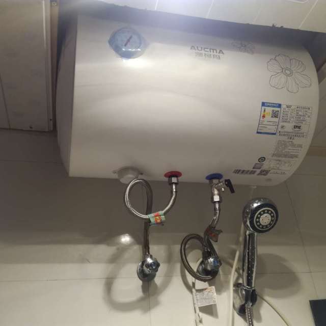 > 澳柯玛(aucma)40升电热水器fcd-40d22 内胆质保8年商品评价 > 安装