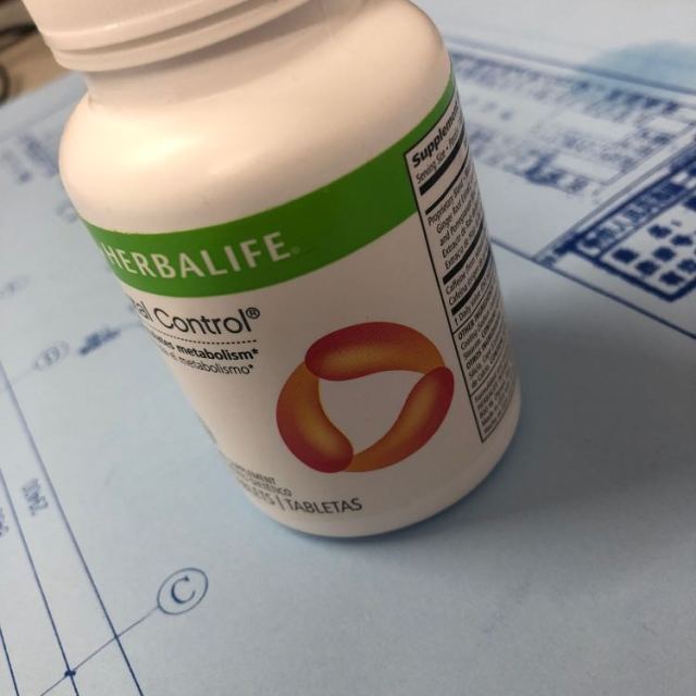 >美国产herbalife小腹运动代餐康宝莱脂肪品评片90片商燃烧价>是哪种减肥容易瘦奶昔图片