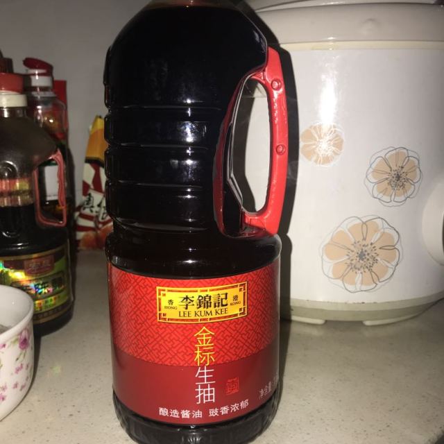 李锦记 金标生抽 1650ml 采用非转基因大豆,精心酿造香浓好酱油.