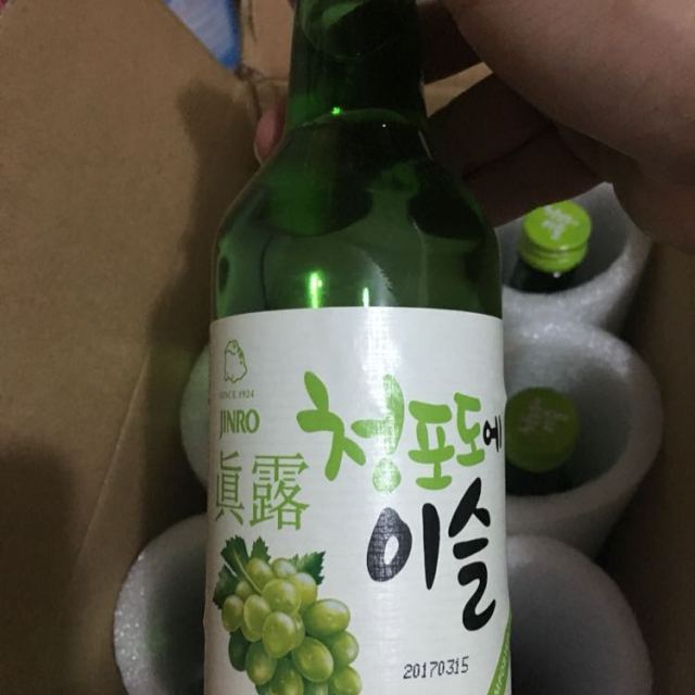 真露jinro烧酒韩国进口13青葡萄味360ml20整箱装