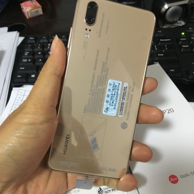 huawei/华为p20 6gb 128gb香槟金移动联通电信4g手机