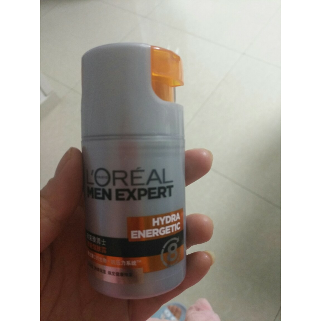 > 欧莱雅(loreal)男士劲能醒肤露8重功效50ml商品评价 > 嗯老公说还不