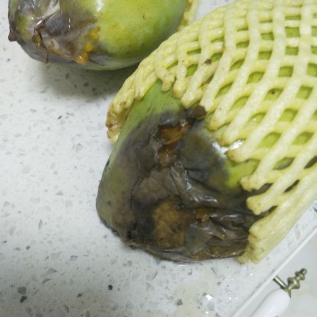 > 果园汇 越南青芒 玉芒 新鲜水果 新鲜芒果 4kg 单果200g-400g商品