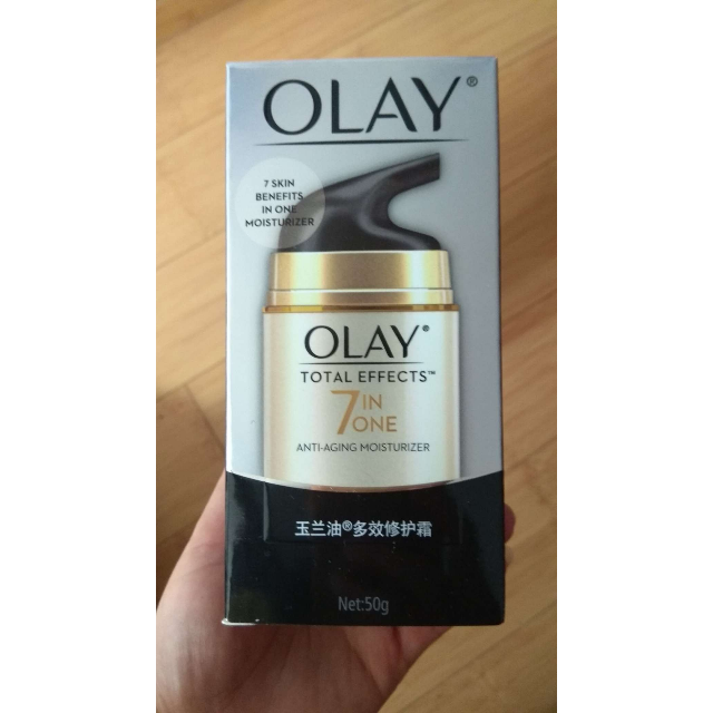 > 玉兰油(olay)多效修护霜50g商品评价 > 一直用这个,包装挺好.