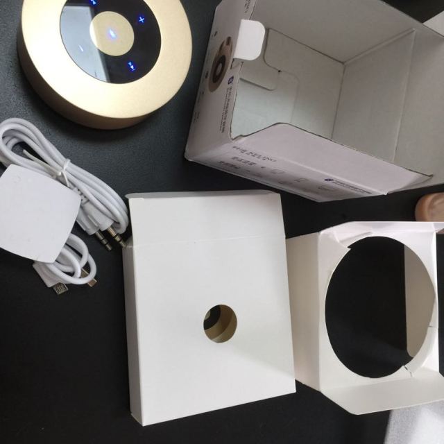 科凌a8无线蓝牙音箱手机通用迷你音响便携式随身插卡低音小钢炮土豪金