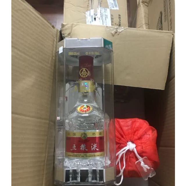 > 52度五粮液浓香型白酒普五500ml(2012年)商品评价 > 包装很好,物流