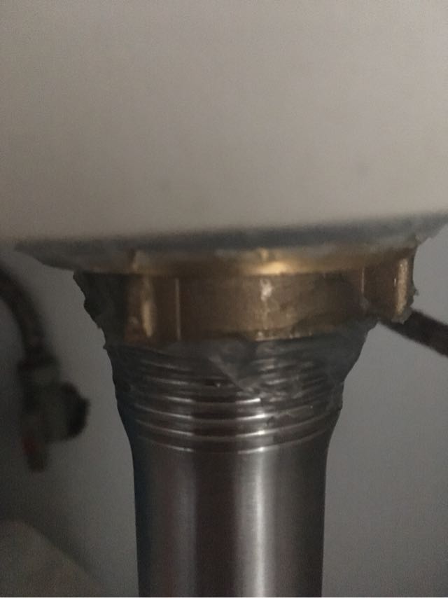 台盆下水器弹跳