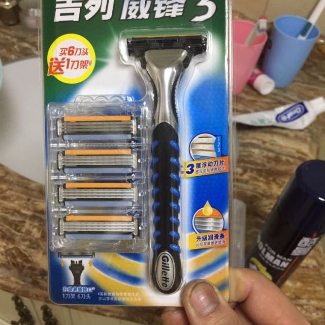 6刀头1刀架gillette吉列威锋3手动剃须刀1刀架6刀头男士老式速刮胡刀3