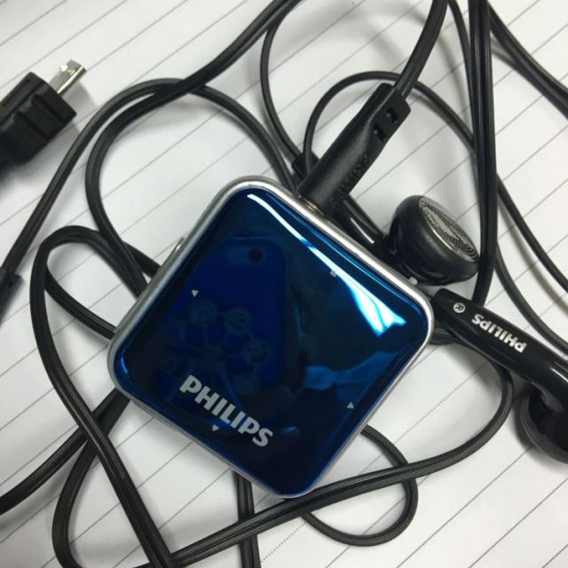 飞利浦(philips) sa2208 hifi无损压缩音乐运动跑步迷你mp3播放器fm