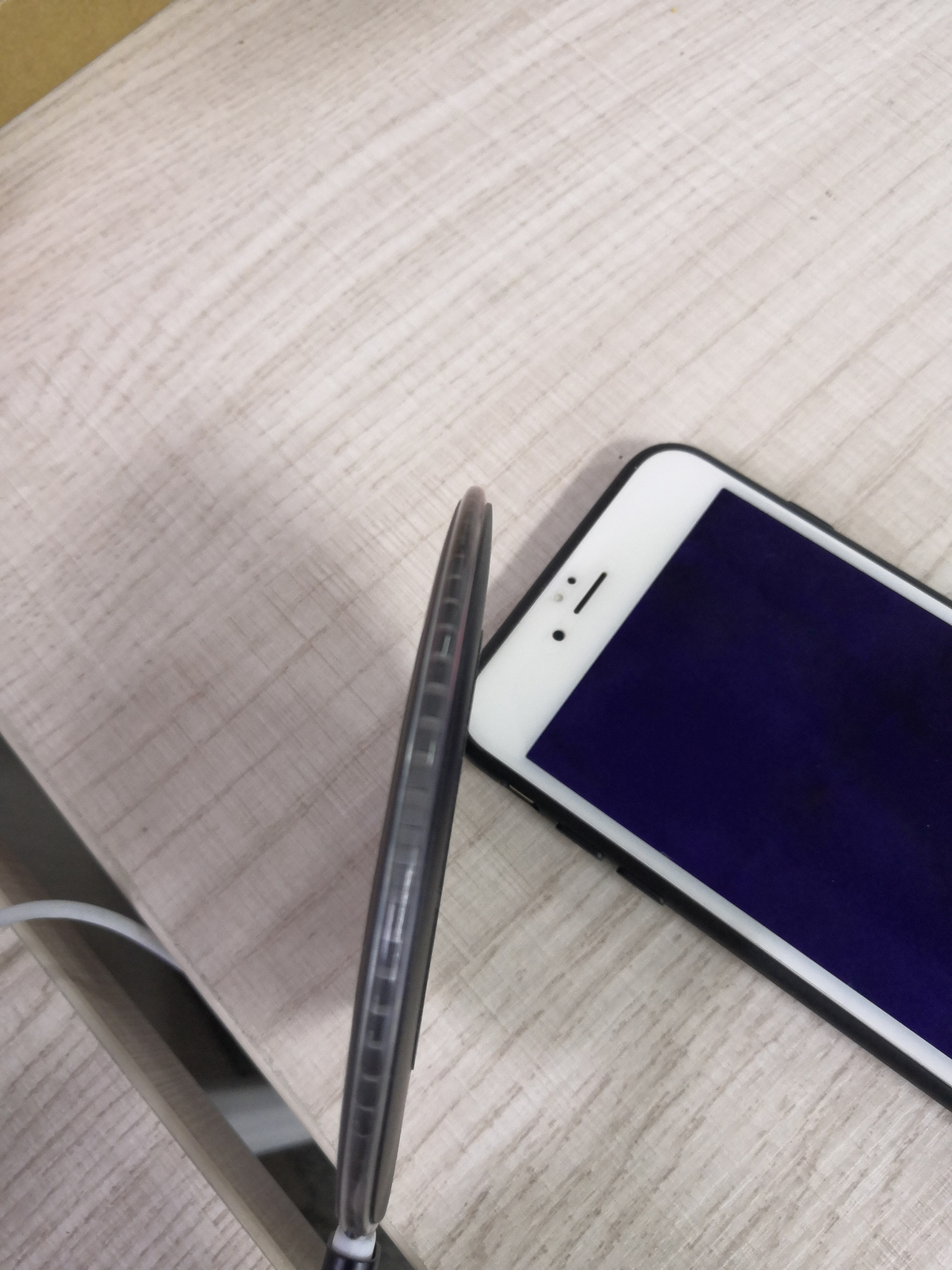 三星s8立式无线充电器_无线充电 三星_三星 无线充电