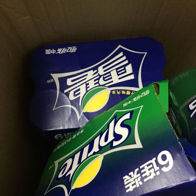 > 雪碧 碳酸饮料 汽水 330ml*6(6连包)商品评价 > 物流快包装好日期新