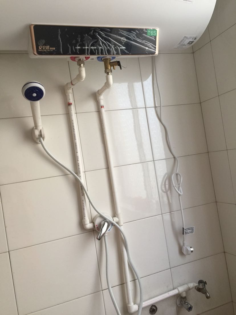 电热水器60升出水断电
