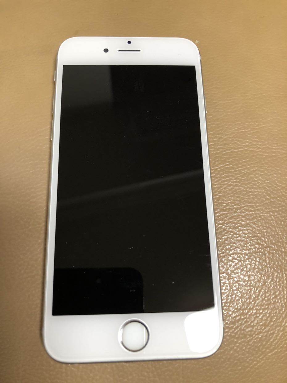 苹果6s手机银色