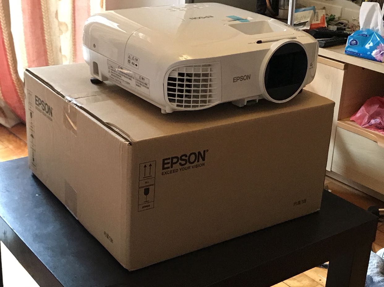 爱普生(epson)投影仪家用ch-tw5400 3d投影仪高清家用影院投影仪1920