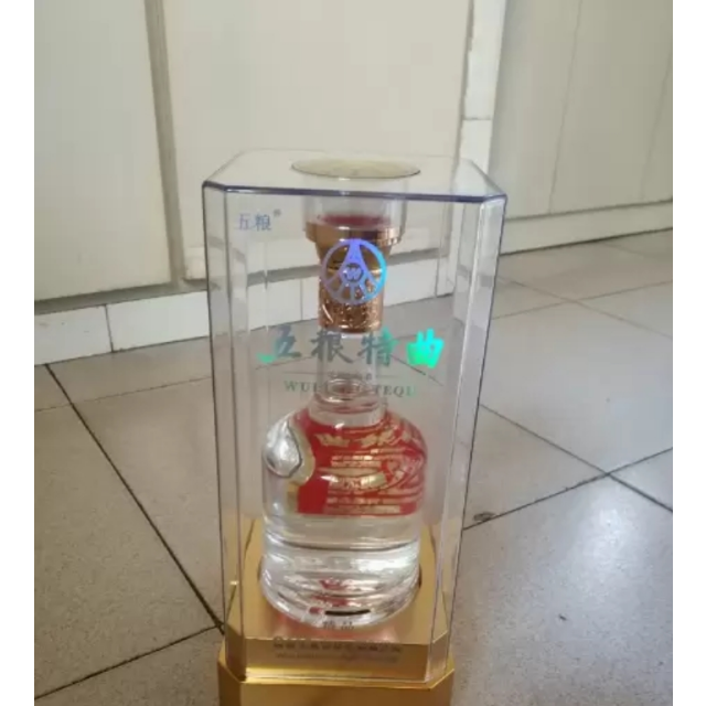 > 五粮液股份出品 五粮特曲 精品 42度 浓香型白酒 500ml 单瓶装商品