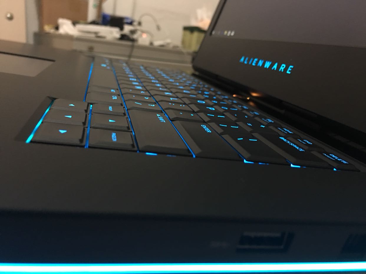 alienware(外星人)15r4 15.