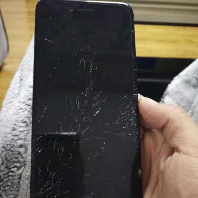 极客修苹果iphone6splus外屏碎裂屏幕触摸显示正常手机维修屏幕总成