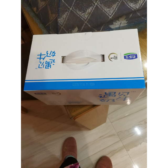 君乐宝(junlebao 遇见奶牛纯牛奶 250ml*12盒 礼盒装 全脂奶商品