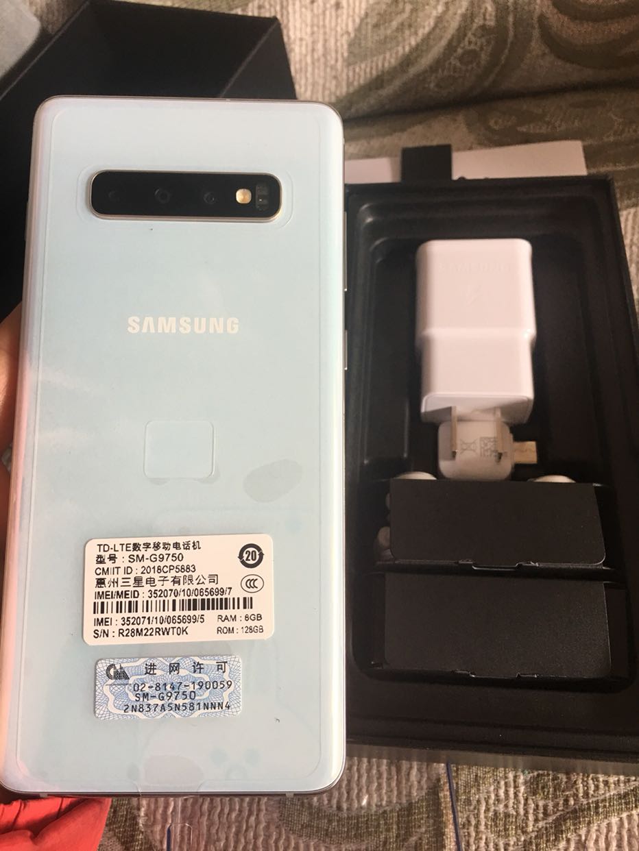 三星galaxy s10 (sm-g9750) 8gb 128gb 皓玉白 超感官全视屏 移动联通