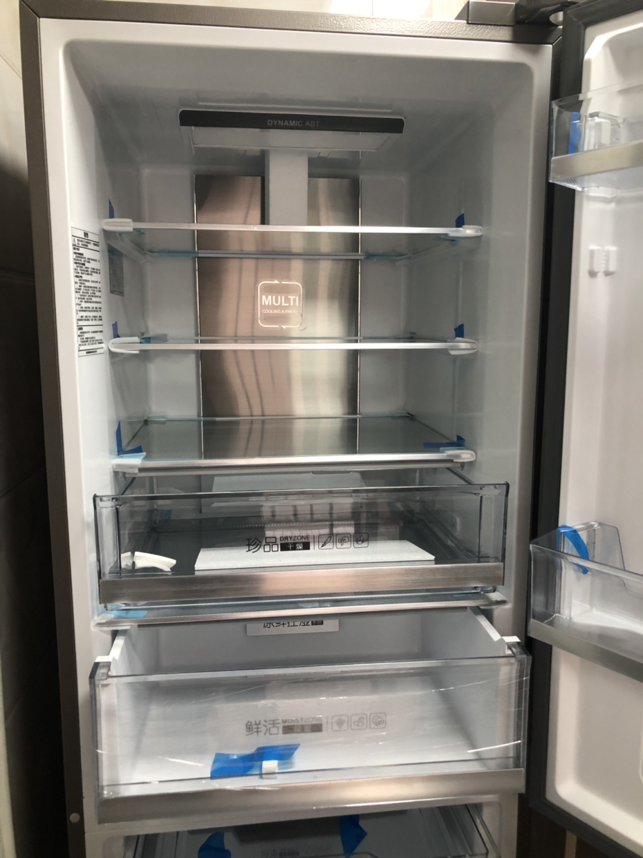 2019-05-19 尺寸刚刚好,看中的就是这款冰箱的工艺,很精致,格局设计