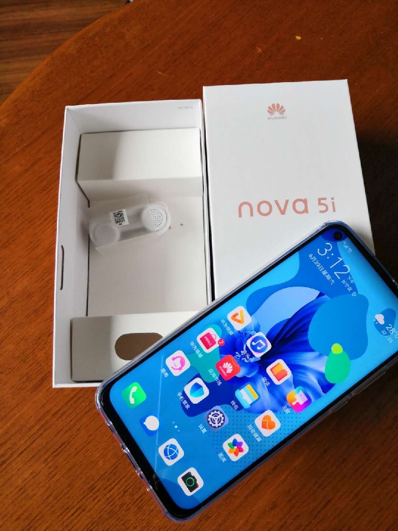 华为(huawei) nova5i 6gb 128gb 苏音蓝 全网通 后置四摄 前置2400万