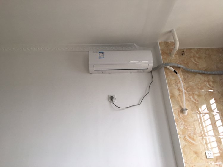美的(midea)大1匹一级能效变频冷暖空调冷静星2代挂机一键防直吹kfr