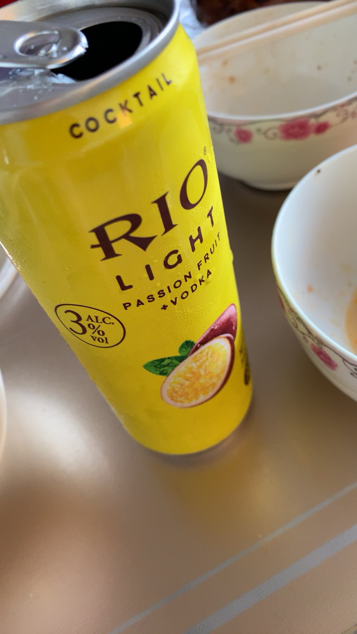 锐澳(rio)洋酒 鸡尾酒 预调酒 微醺系列组合 330ml*8罐(微醺4种口味*2