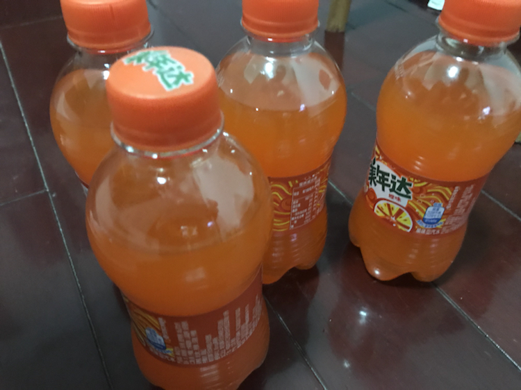 美年达橙味碳酸饮料汽水饮品pet300ml*4瓶百事可乐出品迷你瓶装晒单图