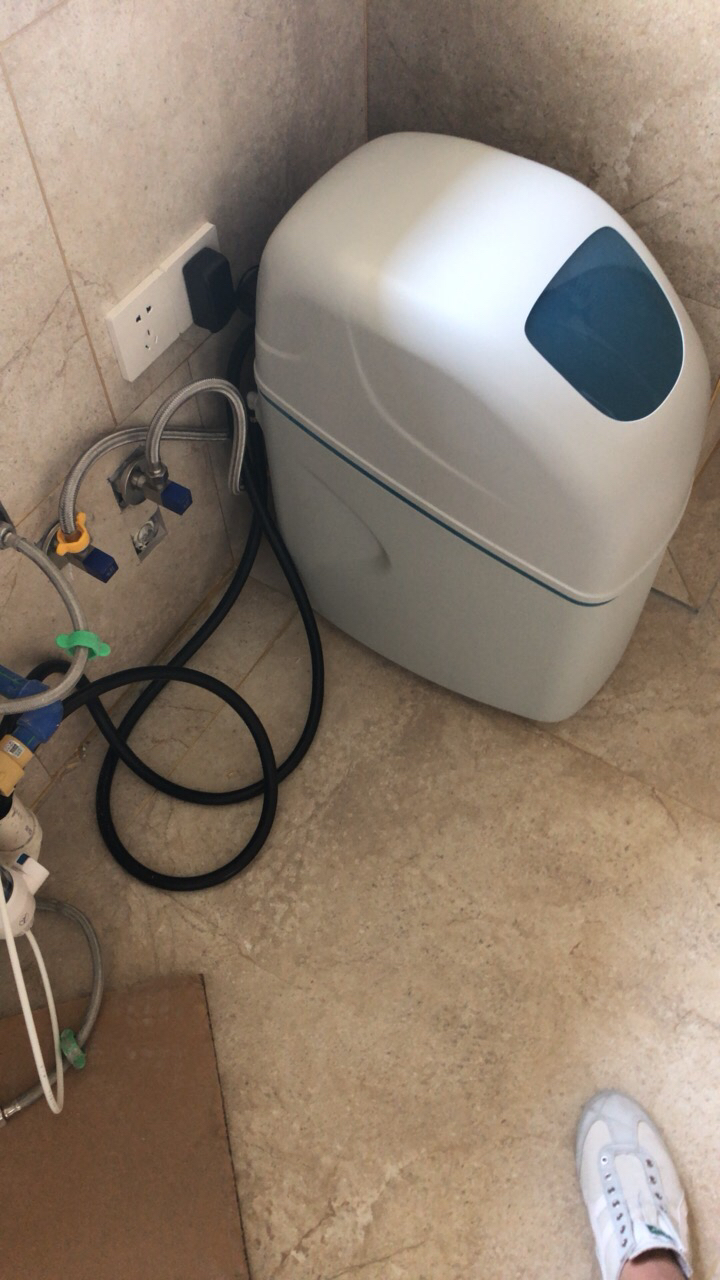 润莱厨卫电器家用净水设备软水机全屋软水中央软水机食品级树脂软化