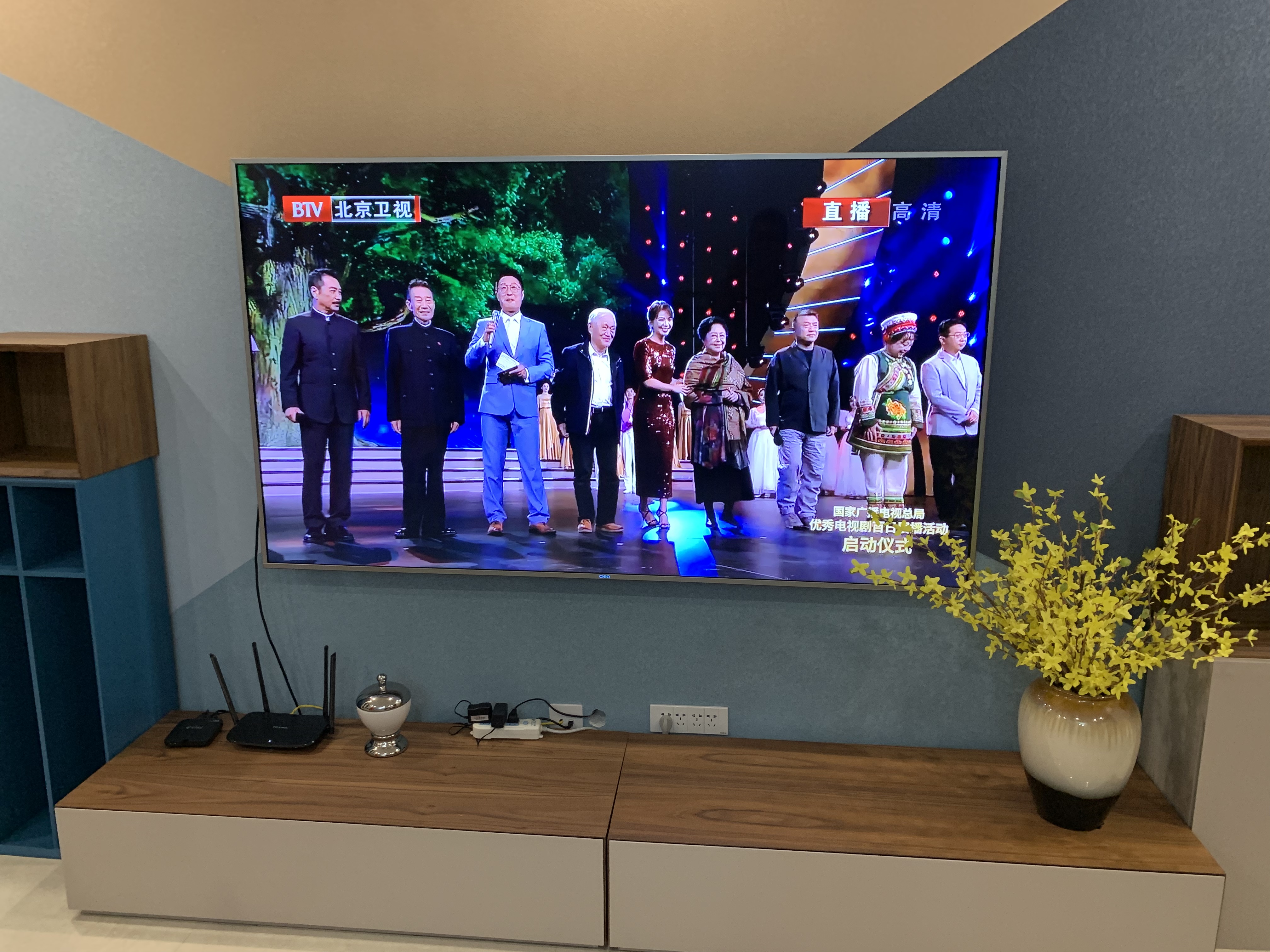 长虹液晶电视chiq
