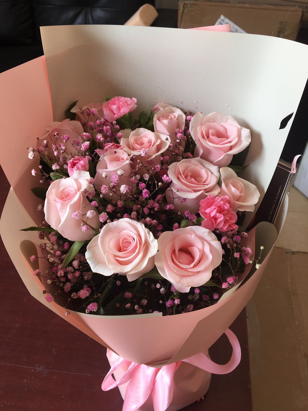五二零 鲜花速递全国送花 11朵戴安娜粉玫瑰粉满天星花束女朋友生日