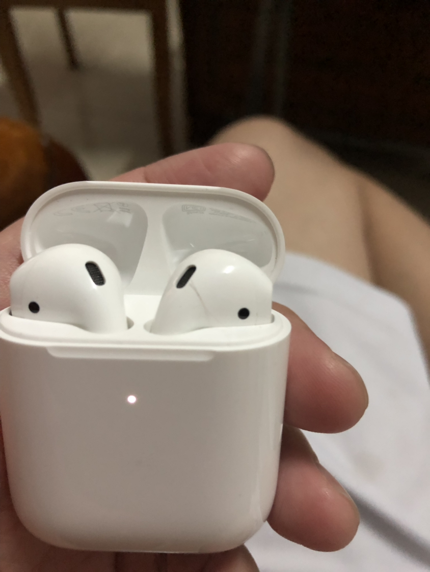 【高效便利】苹果apple airpods2 新款入耳式无线蓝牙耳机 配无线充电