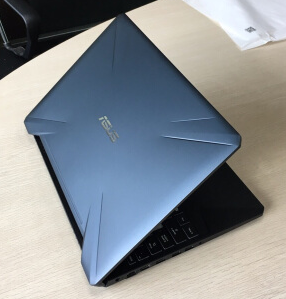 华硕(asus 飞行堡垒7 英特尔9代酷睿i7 15.