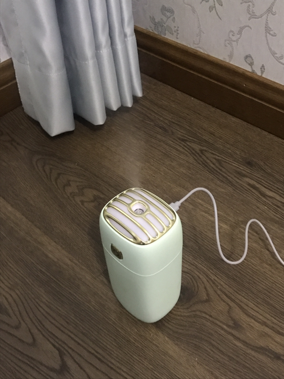 迷你喷雾加湿器