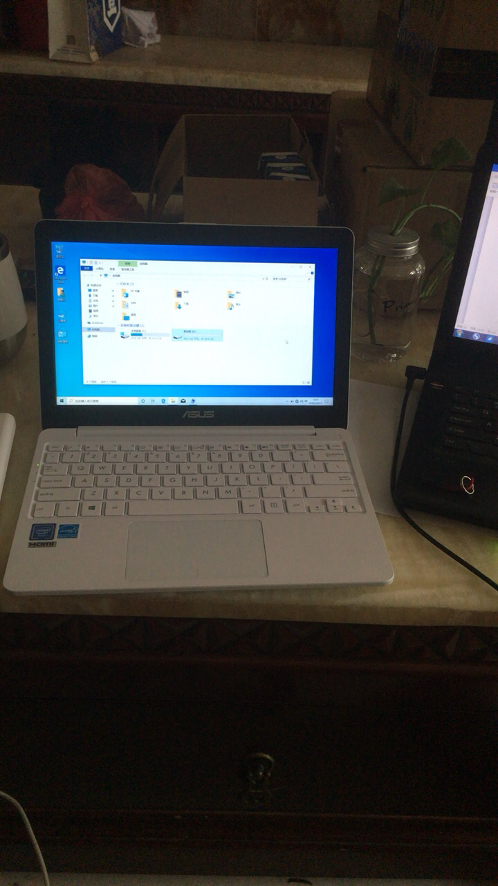 12寸笔记本电脑有多大_笔记本13寸多大_14寸笔记本多大