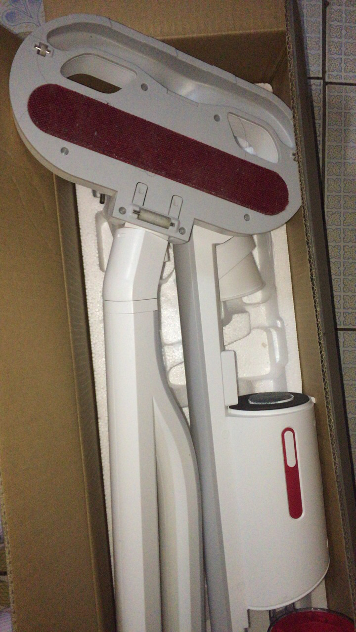 吸尘器德尔玛