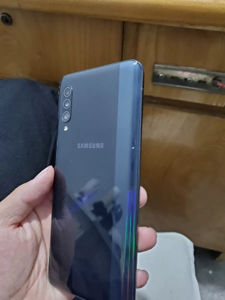 商品购物指南 2019-12-17 一直用三星手机,从来没有失望过,这款的机型
