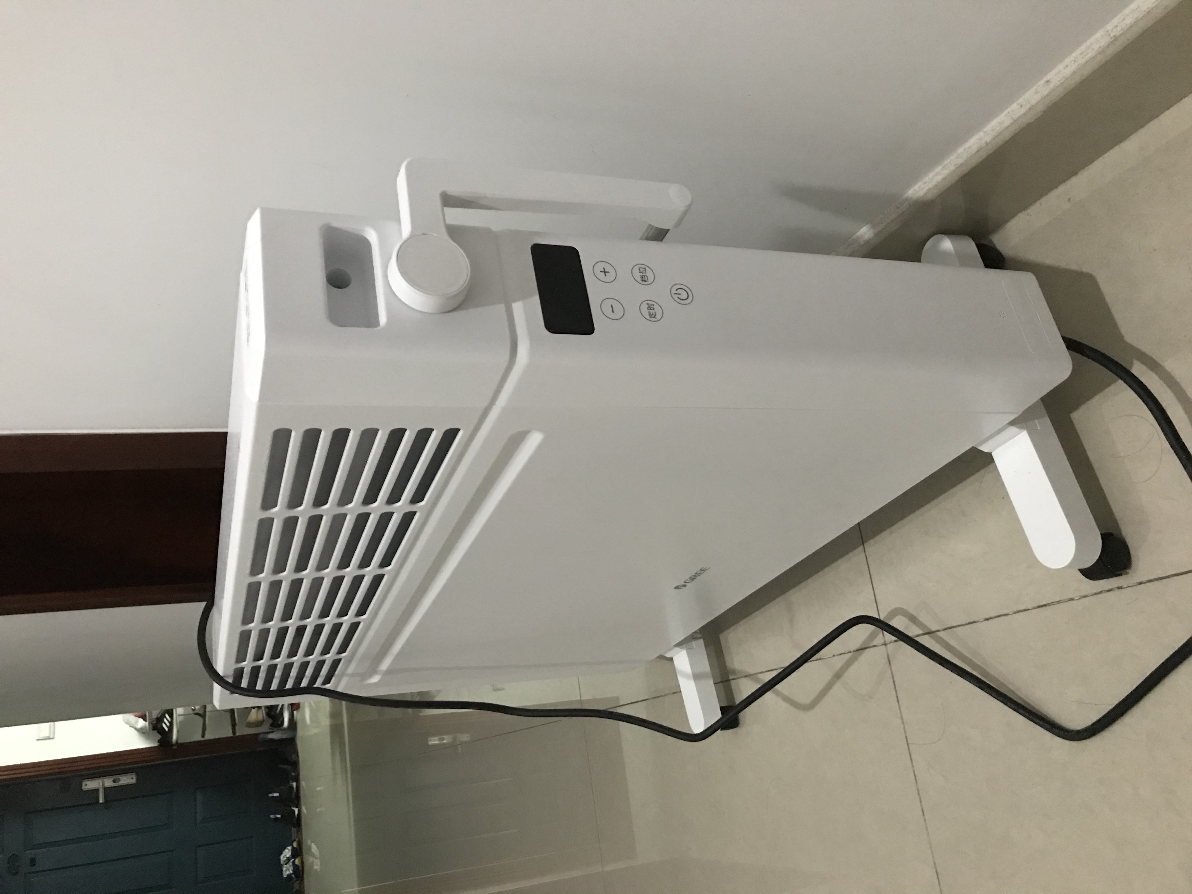 格力(gree)电暖器居浴两用快热炉家用浴室电暖风防水取暖器nbdf-x6022