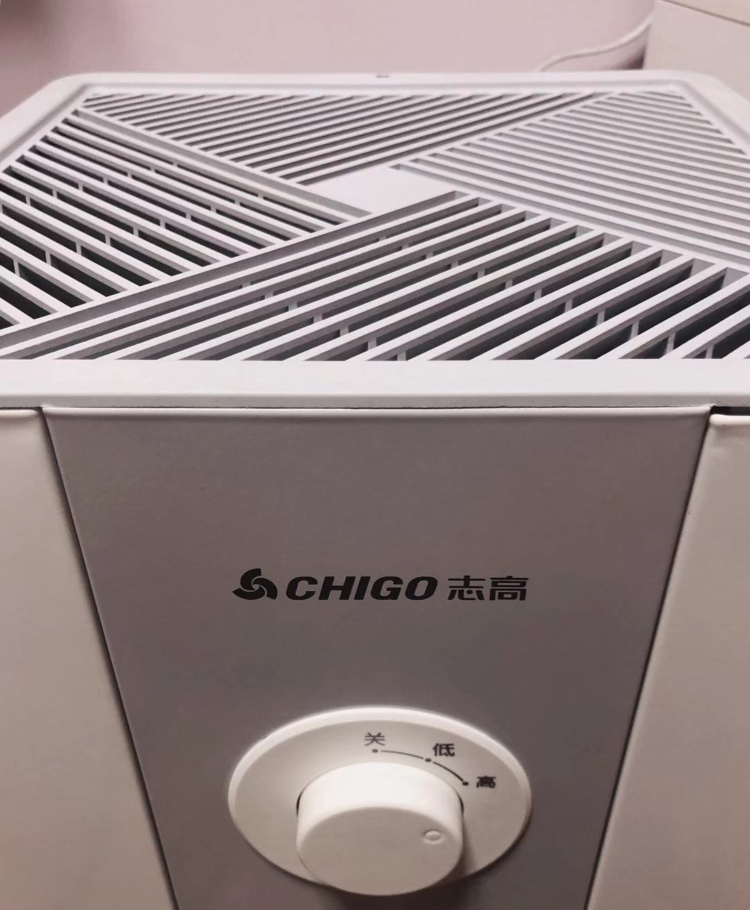 志高(chigo)znl-25h10j取暖器家用电暖气片节能暖风机电暖炉浴室烤火