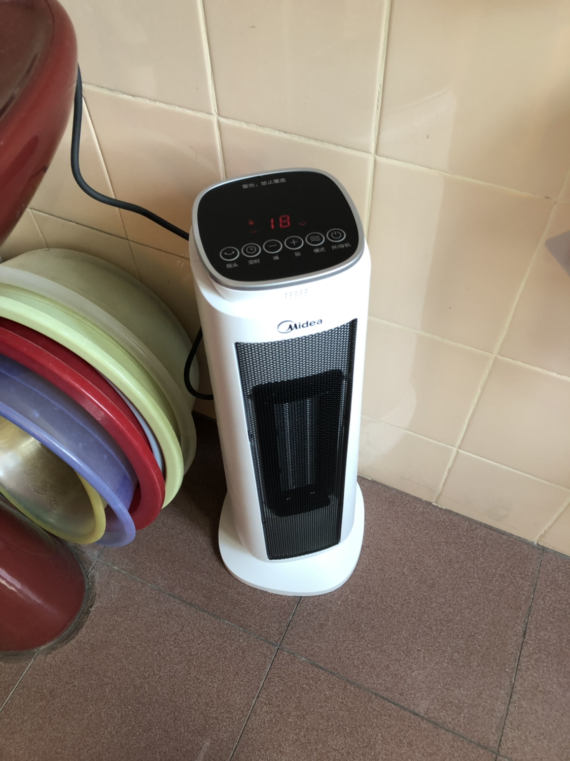 美的(midea) 暖风机取暖器hf20m 电暖气家用节能居浴室热风立式电暖器