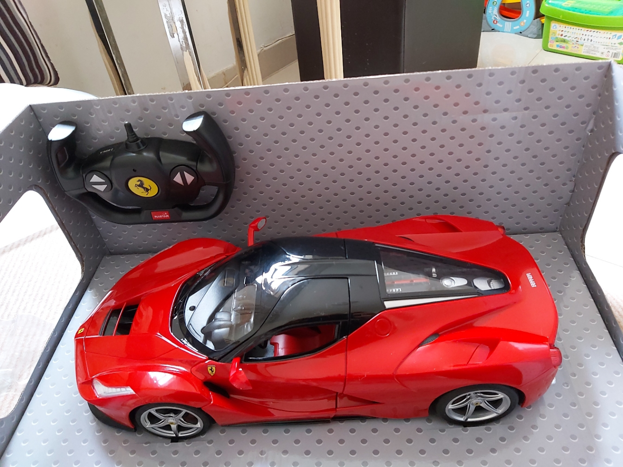 星辉(rastar)法拉利恩佐手柄可开门遥控车汽车男孩儿童玩具车模型